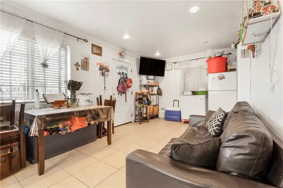 9201 S Central, Los Angeles, CA 90002 - #3