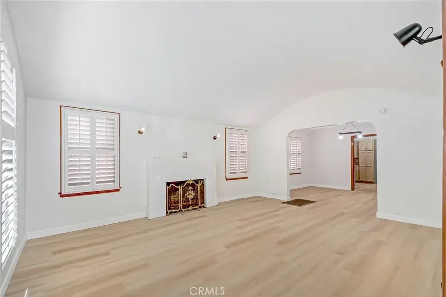 7422 Brighton, Los Angeles, CA 90047 - #3