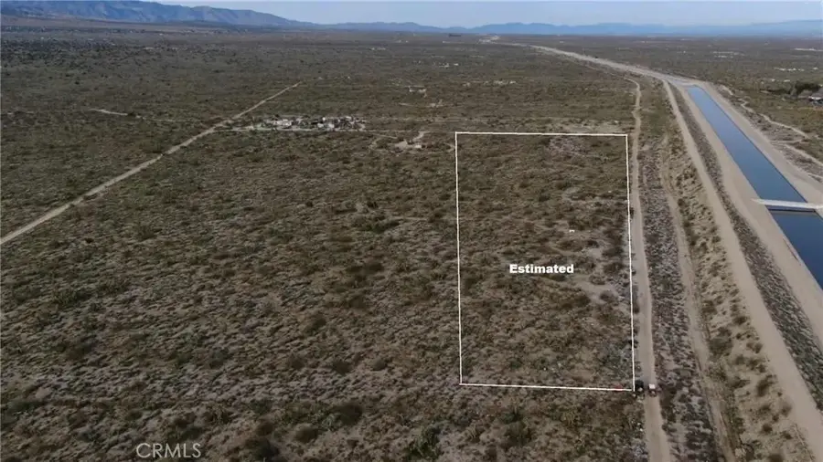 26000 Avenue W, Llano, CA 93544 - #2