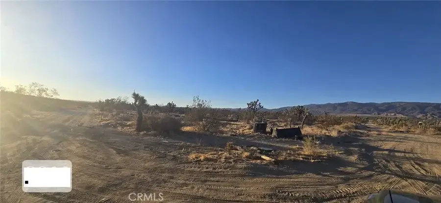 26000 Avenue W, Llano, CA 93544 - #3