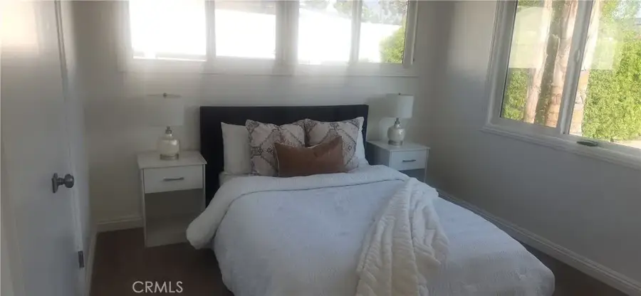 15809 Kingsbury Street, Granada Hills, CA 91344 - #2