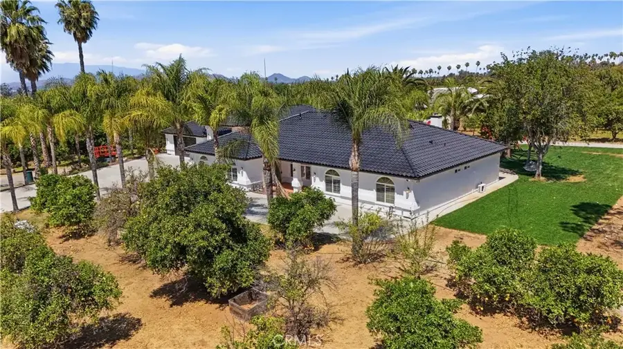 2189 Myers, Riverside, CA 92503 - #2