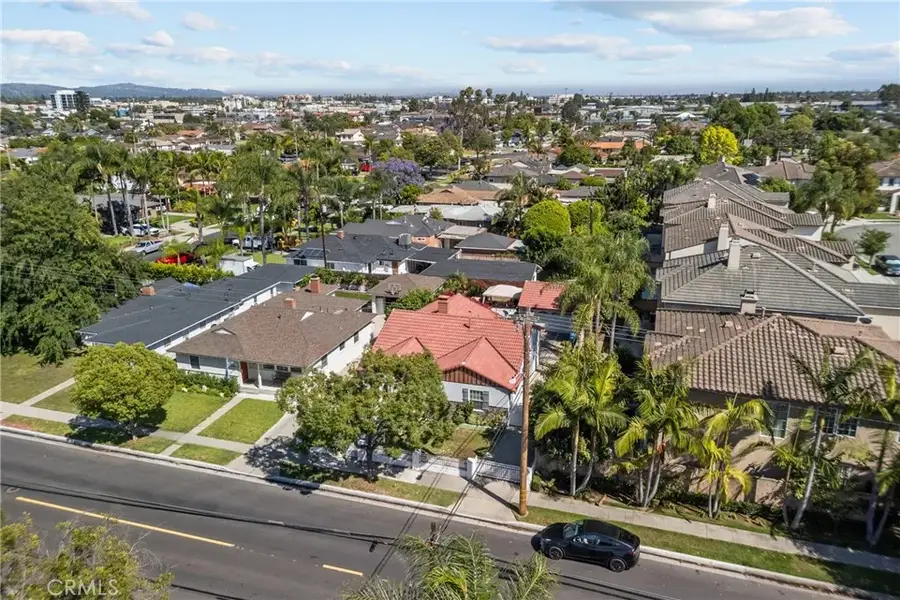 11648 Rives, Downey, CA 90241 - #3