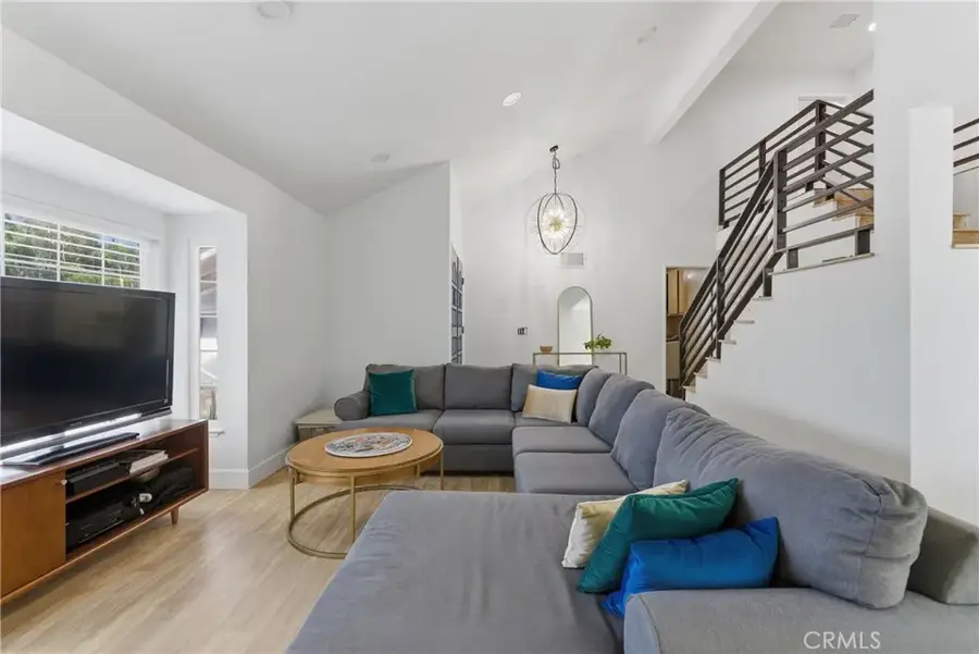 6 Blacksmith Circle, Pomona, CA 91766 - #3