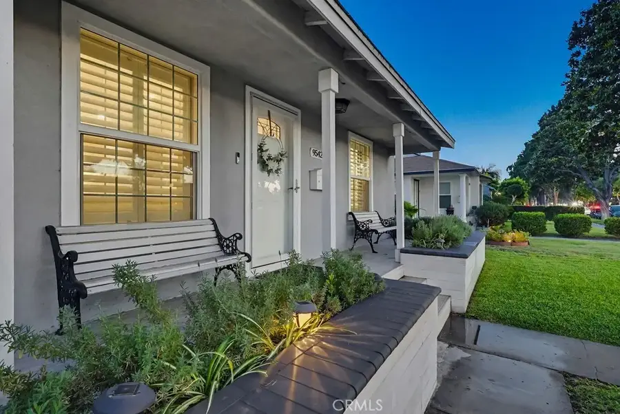 9542 Paramount, Downey, CA 90240 - #3