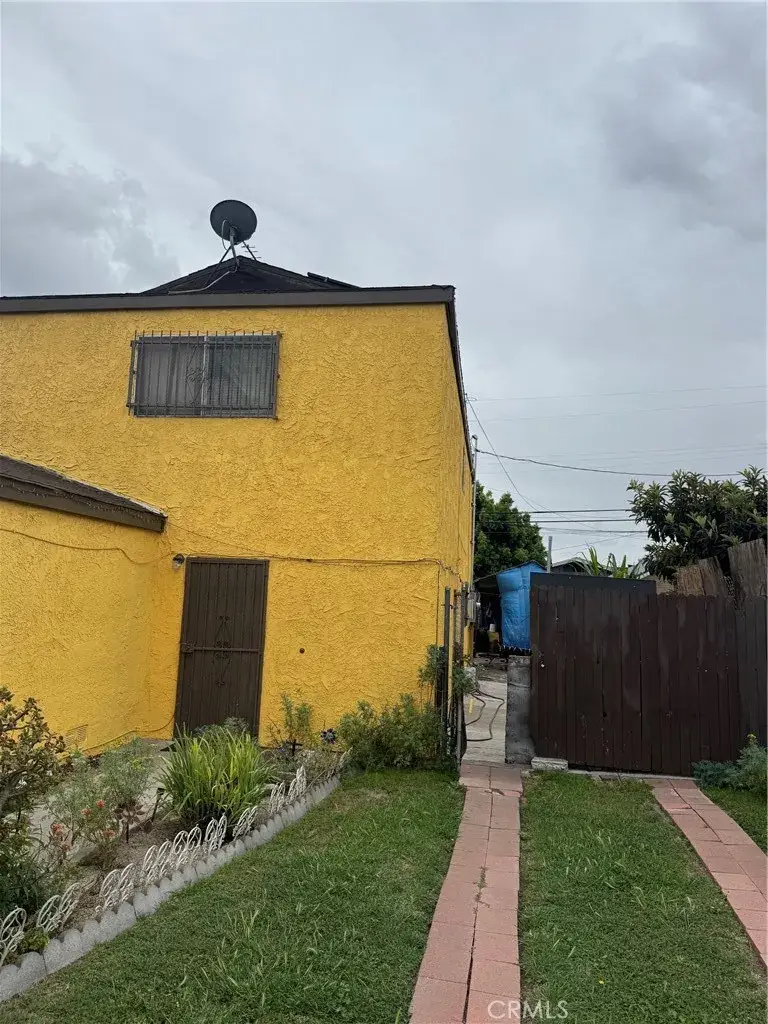 136 W 87th Pl, Los Angeles, CA 90003 - #3