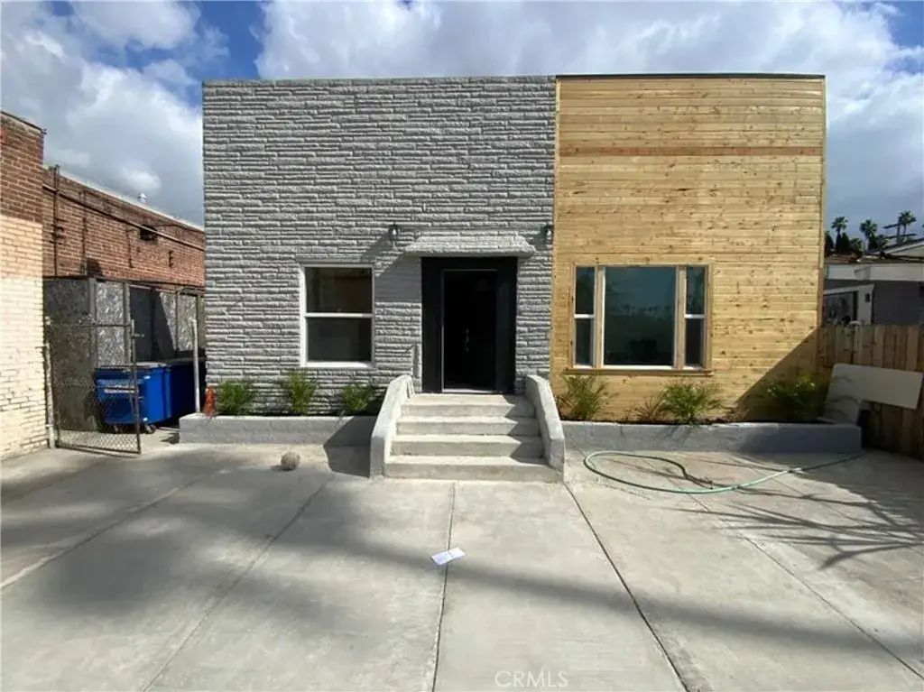 4804 S Van Ness, Los Angeles, CA 90062 - #1