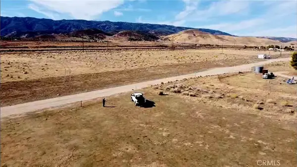 26100 Avenue C-13, Fairmont, CA 93536