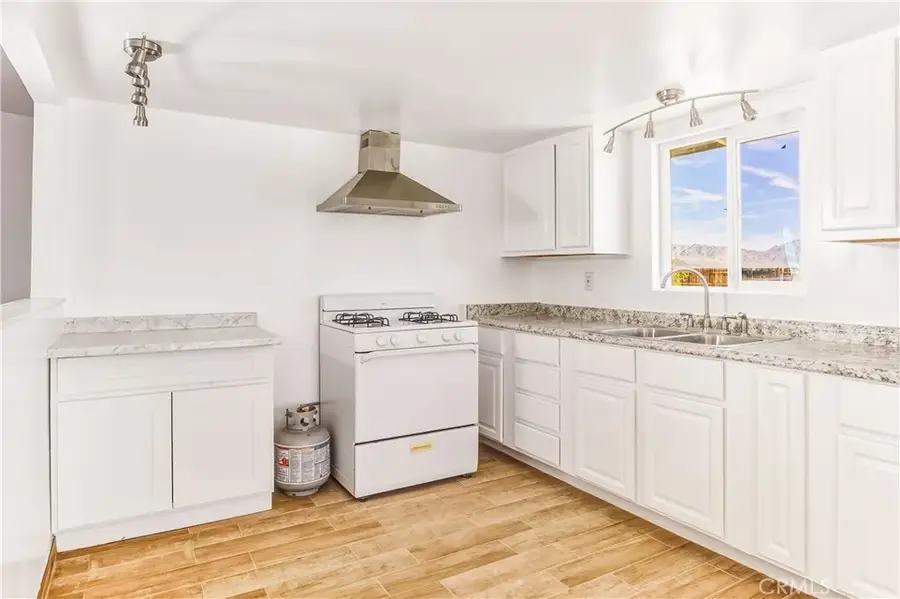 3575 Desert Villa, Twentynine Palms Yucca Valley, CA 92277 - #3