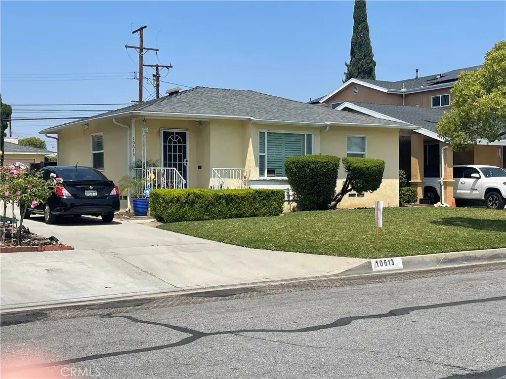 10613 Shellyfield, Downey, CA 90241 - #1