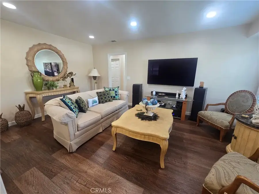 10613 Shellyfield, Downey, CA 90241 - #2