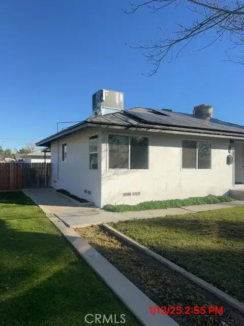 714 Wistaria, Bakersfield, CA 93308