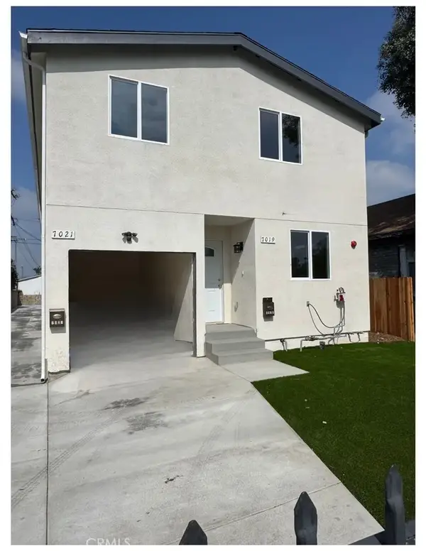 7019 Estrella, Los Angeles, CA 90044