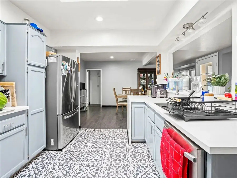 1926 Windsor, Pomona, CA 91767 - #3