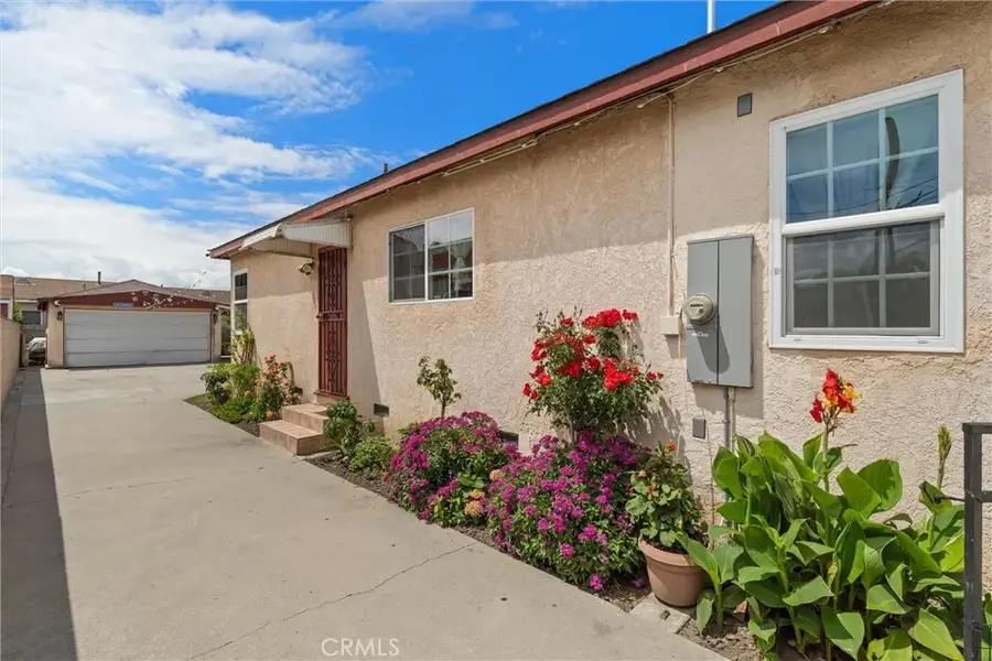 3090 Lynwood, Lynwood, CA 90262 - #3