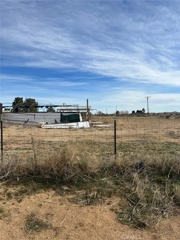 265 E Balboa, Mojave, CA 93501