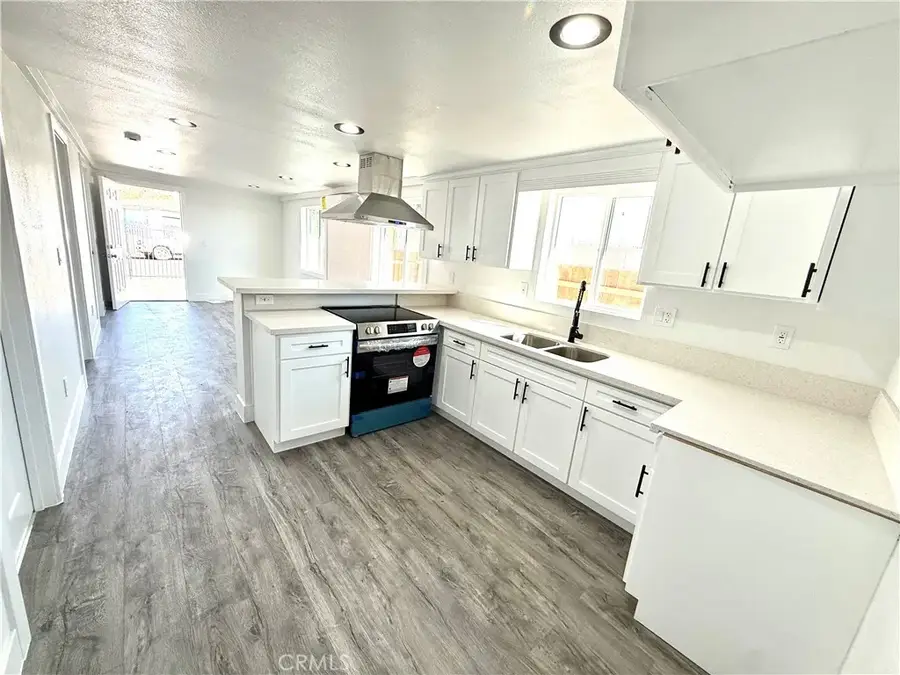 2368 E 107 Th St, Los Angeles, CA 90002 - #2