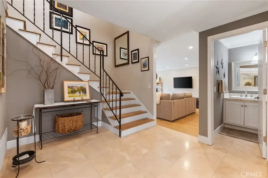 4325 Hazelnut, Seal Beach, CA 90740 - #3