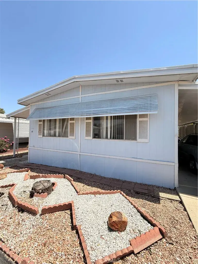 1525 Oakland #57, Hemet, CA 92543 - #1