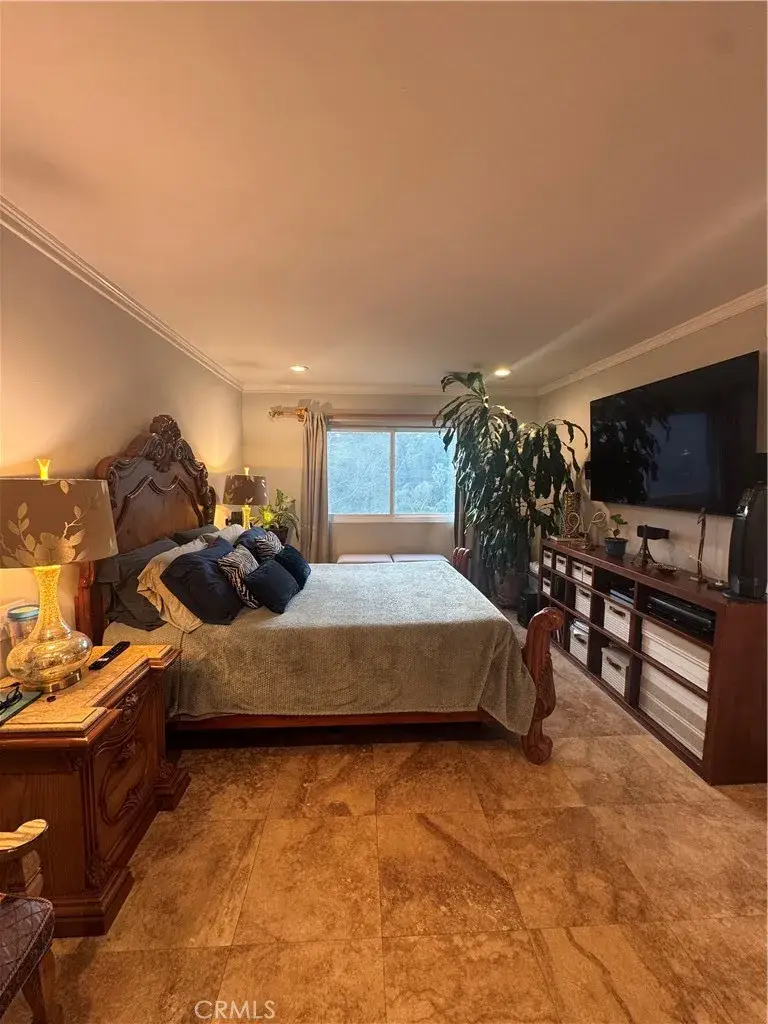 2700 Cahuenga Boulevard East #4223, Los Angeles, CA 90068 - #3