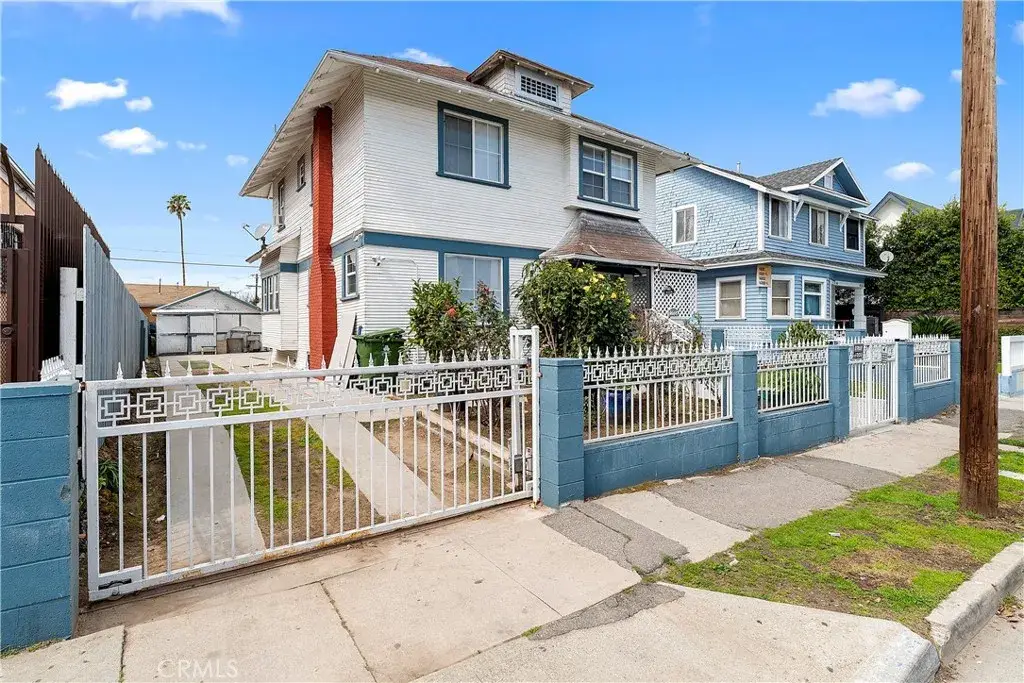 1665 Arlington, Los Angeles, CA 90019 - #1