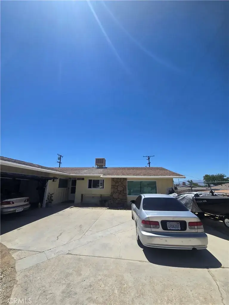 16211 Encina, Victorville, CA 92395 - #1