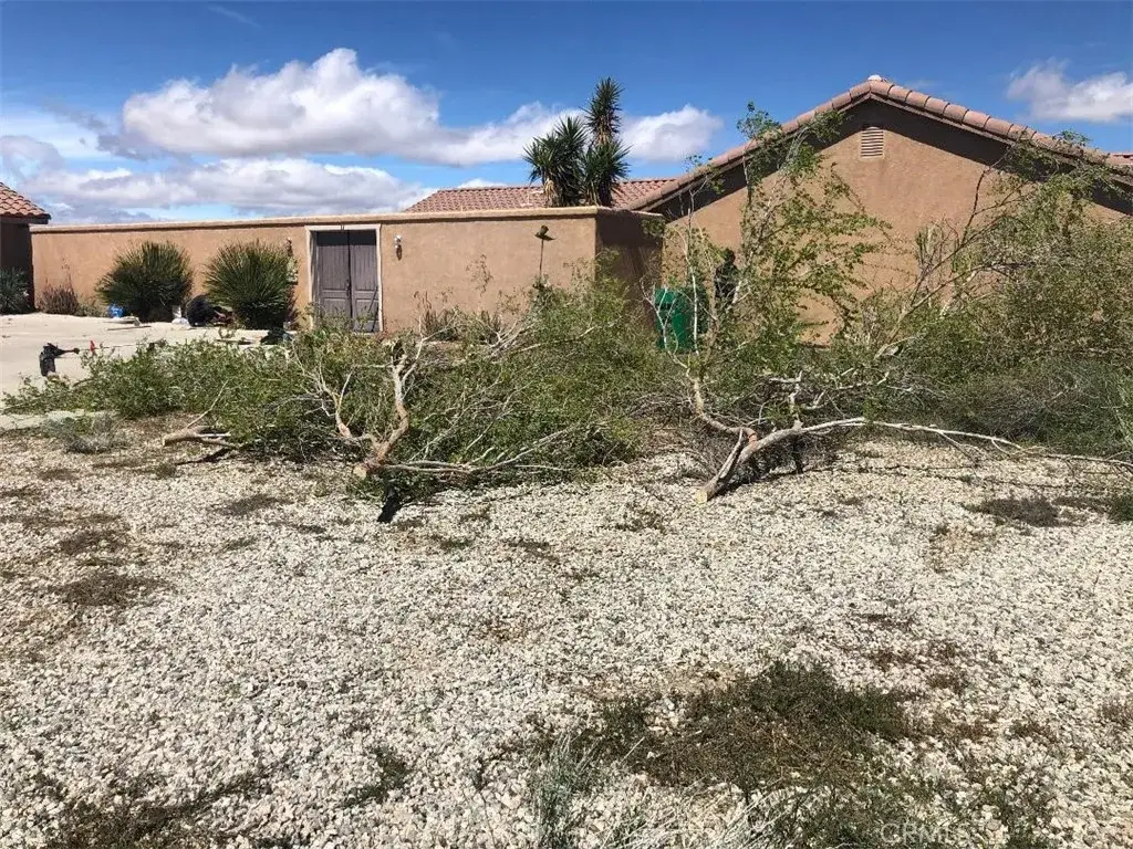 16716 Hacienda Avenue, California City, CA 93505 - #1