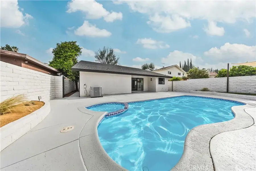 20254 Leadwell Street, Winnetka, CA 91306 - #2