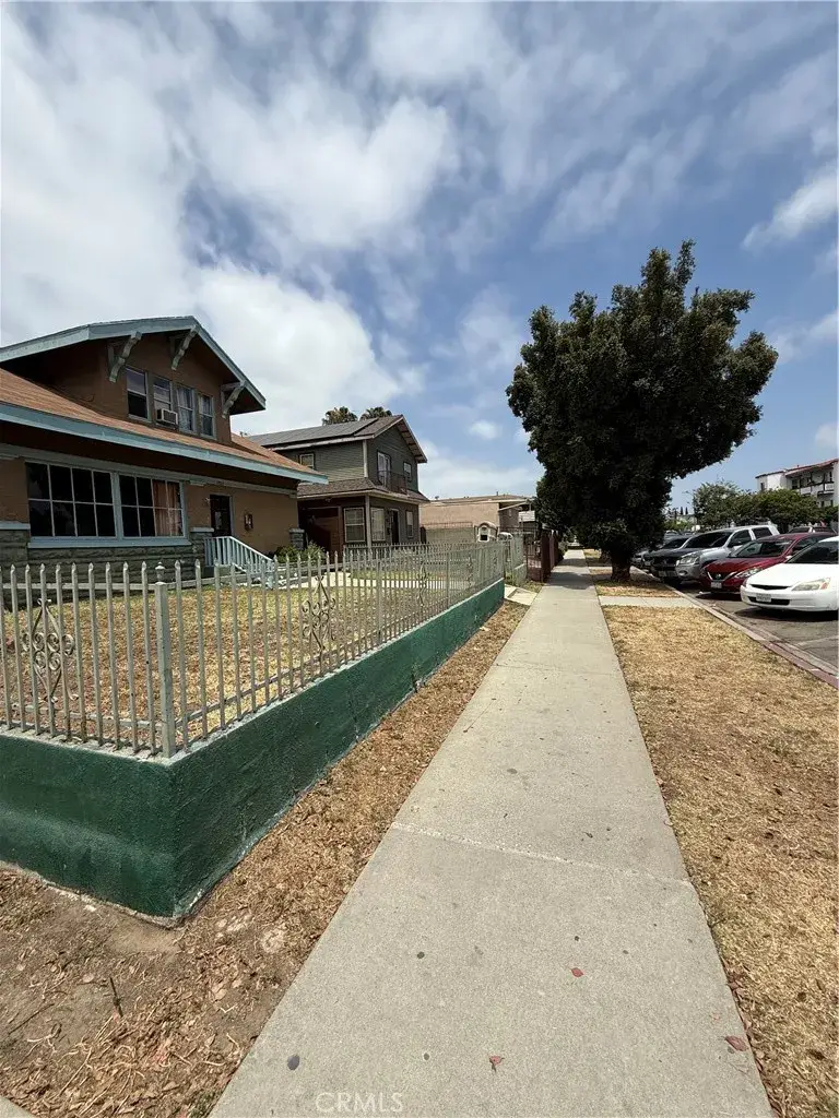 1403 Elm, Long Beach, CA 90813 - #1