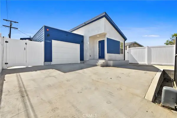 11861 S San Pedro, Los Angeles, CA 90061