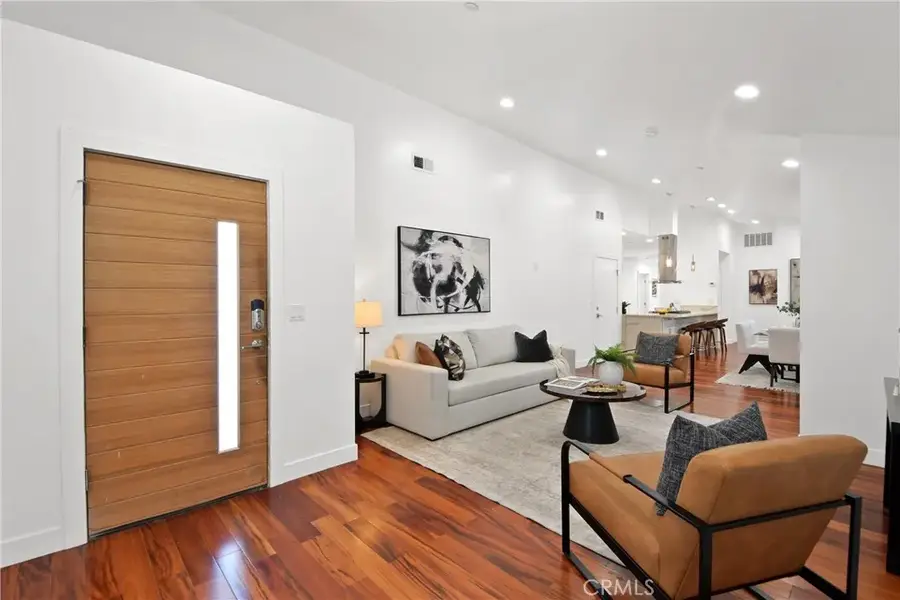 11861 S San Pedro, Los Angeles, CA 90061 - #2