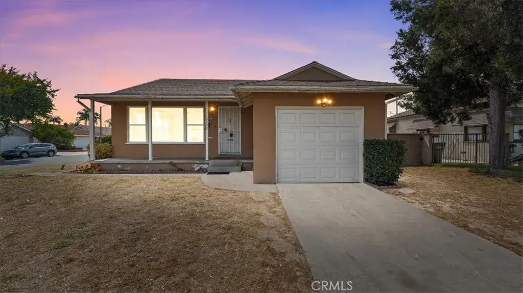 12002 Julius Ave, Downey, CA 90242 - #1