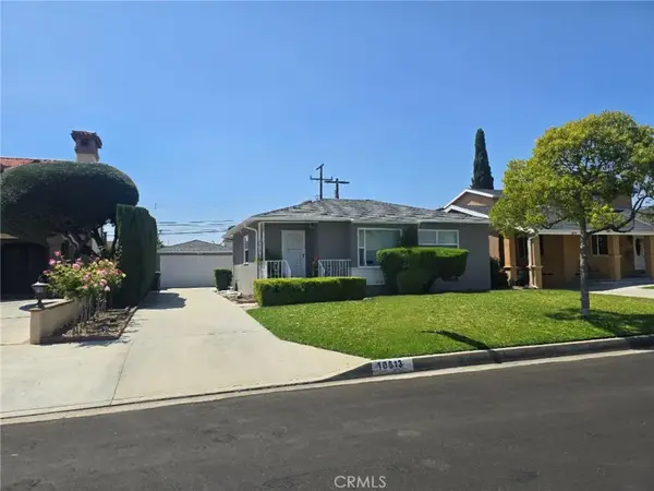 10613 Shellyfield, Downey, CA 90241