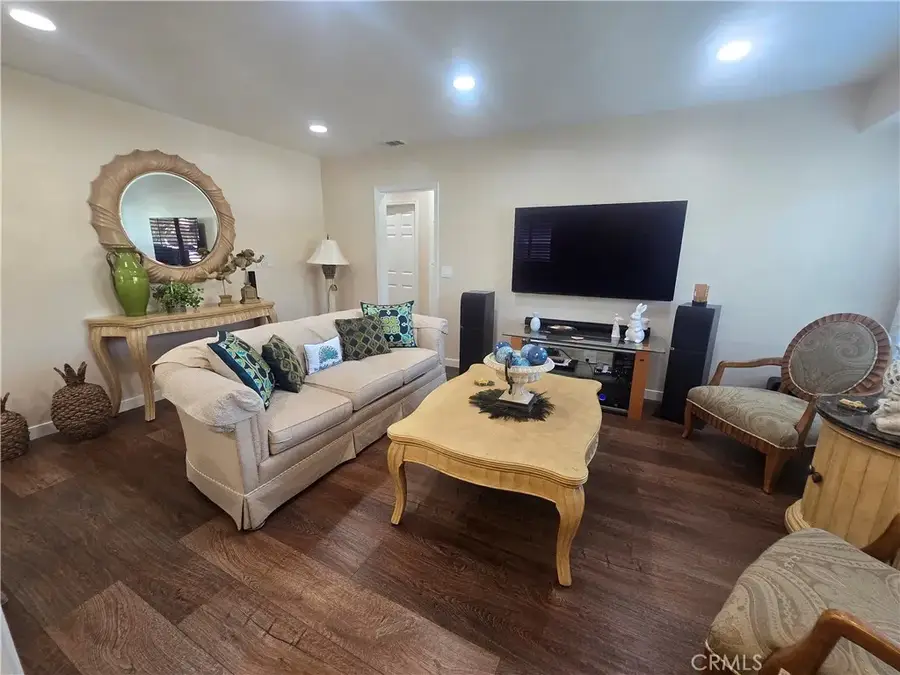 10613 Shellyfield, Downey, CA 90241 - #2