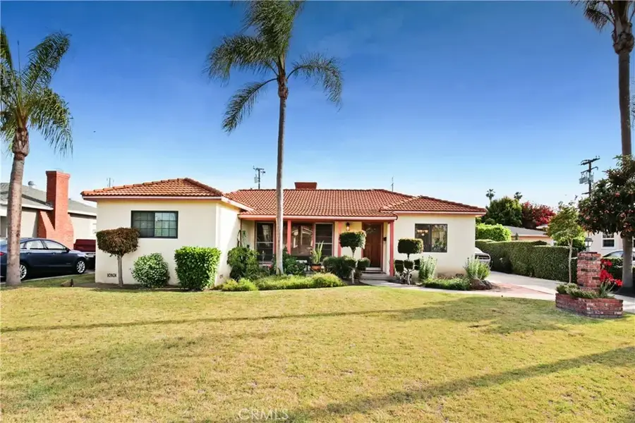 7710 Dinsdale Street, Downey, CA 90240 - #2