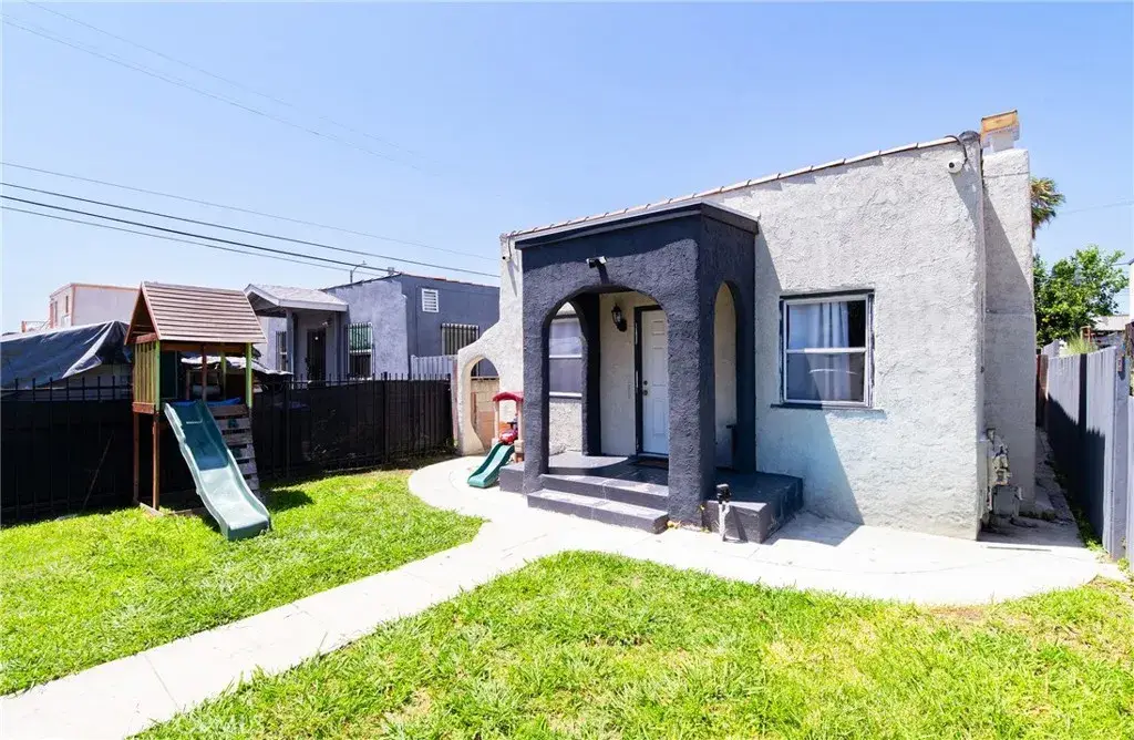 1455 W 60th Street, Los Angeles, CA 90047 - #1