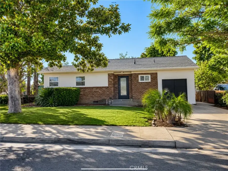 884 Lewis Street, Pomona, CA 91768 - #2