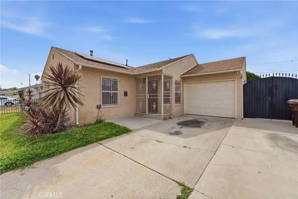 2412 W Tichenor Street, Compton, CA 90220 - #1