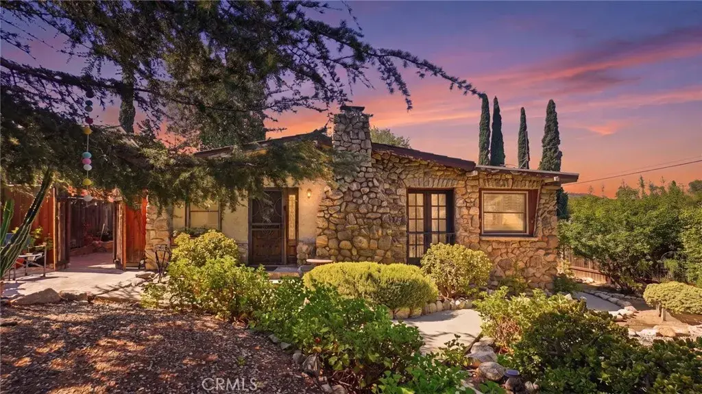7276 Summitrose Street, Tujunga, CA 91042 - #1