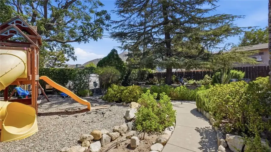 7276 Summitrose Street, Tujunga, CA 91042 - #3