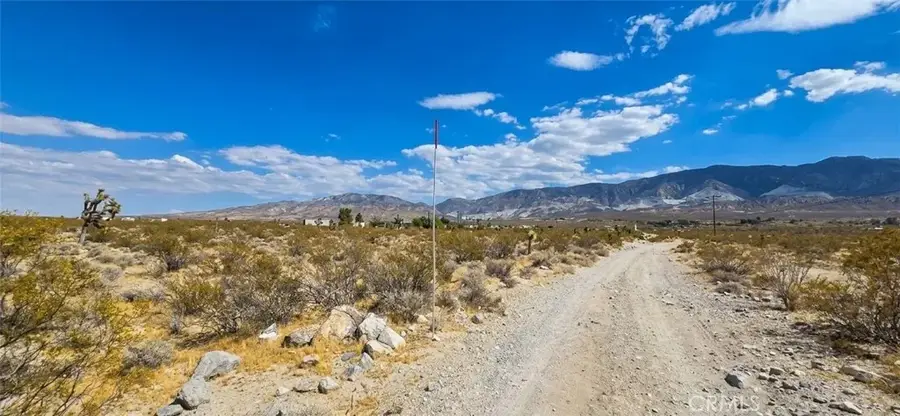 8001 Fairlane, Lucerne Valley, CA 92356 - #3