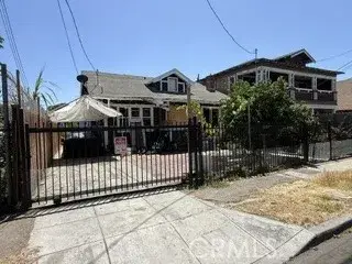 336 W 45th Street, Los Angeles, CA 90037
