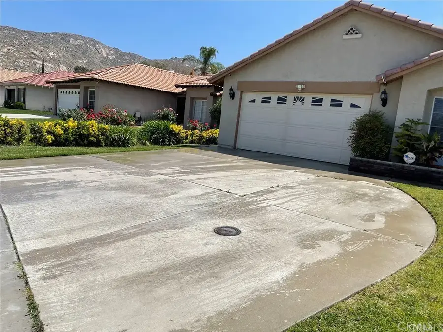 27555 Via Tejon Ave, Moreno Valley, CA 92551 - #2