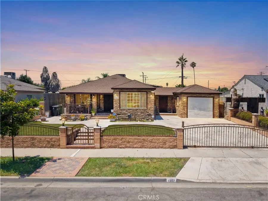 1307 S Cliveden, Compton, CA 90220 - #2