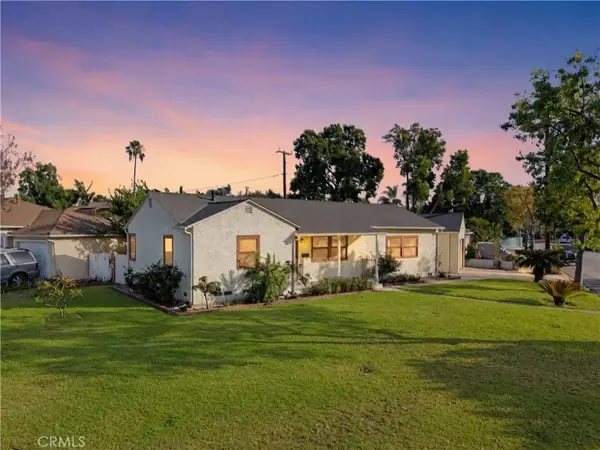 9802 Rives Avenue, Downey, CA 90240