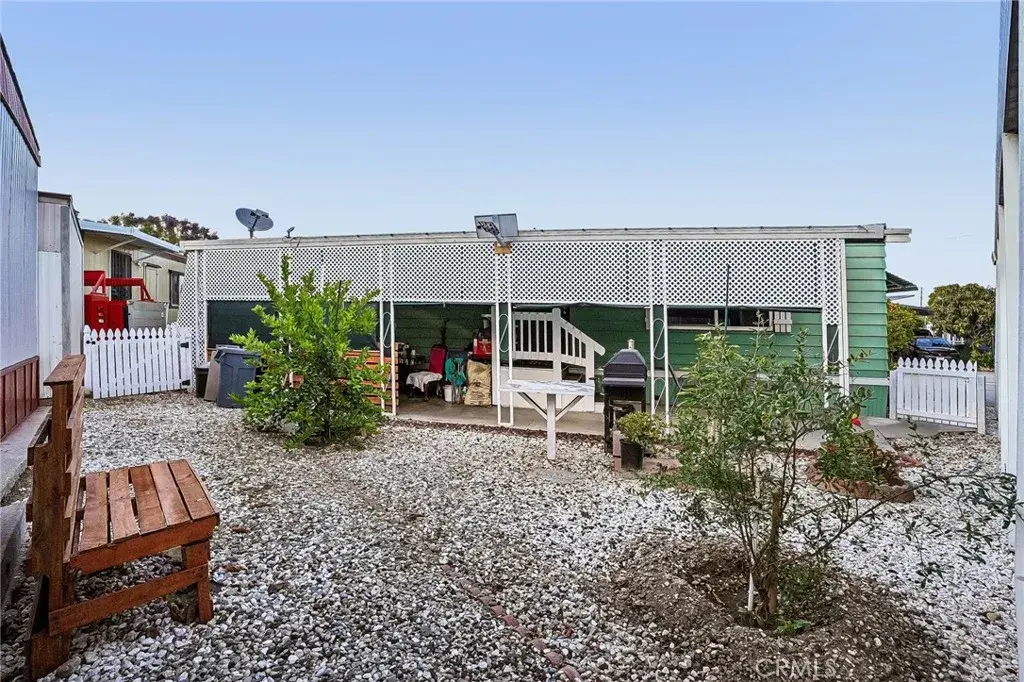 7101 Rosecrans Ave, Paramount, CA 90723 - #1