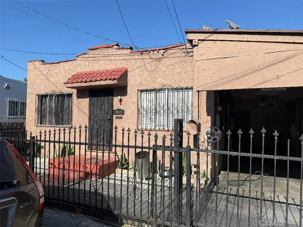 7828 Bell, Los Angeles, CA 90001 - #1