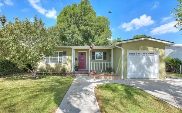 1933 W Jacaranda Place, Fullerton, CA 92833