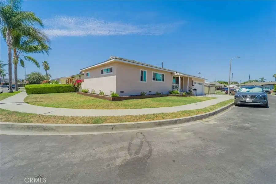 1141 W Young, Wilmington, CA 90744 - #2