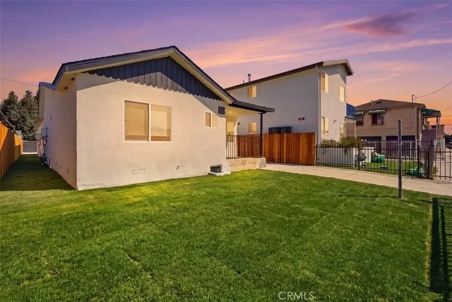 817 W 79th, Los Angeles, CA 90044 - #2